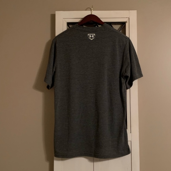 Under Armour T-Shirt - Picture 3 of 5